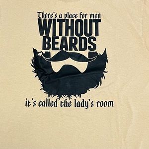 2 large graphic tees